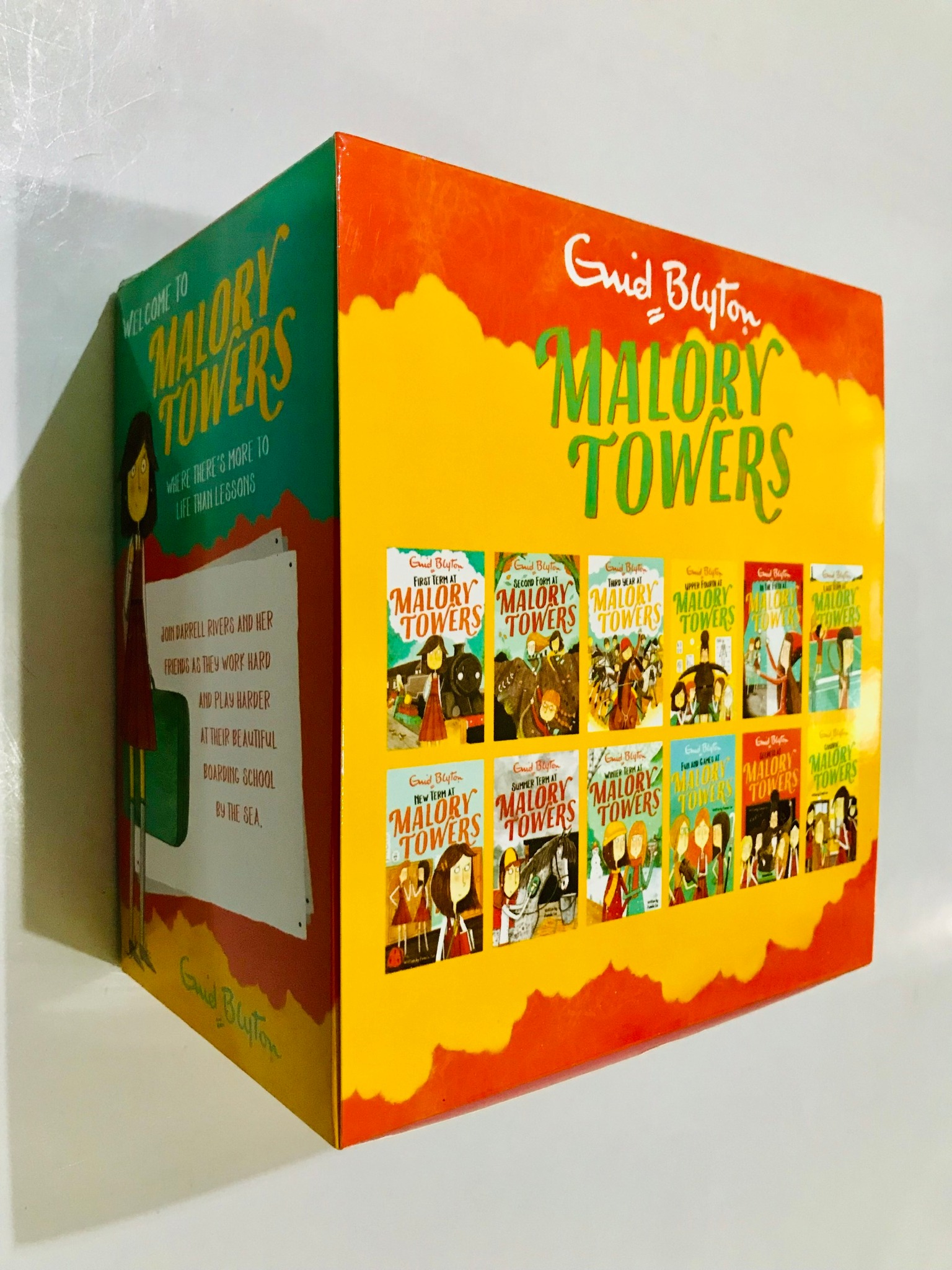 Malory Towers Collection (12 cuốn)
